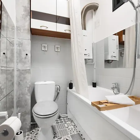Appartamento Metro Plocka Comfy *